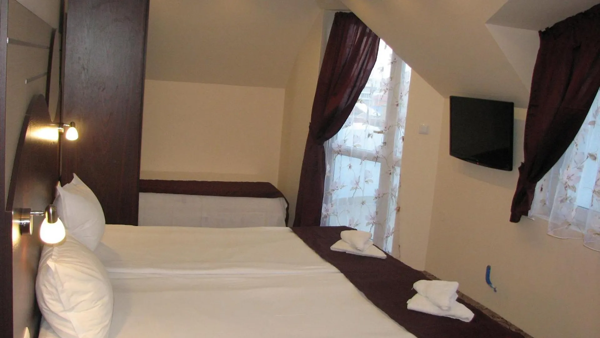 Palma Hotel Burgas 2*,  Bulgaria