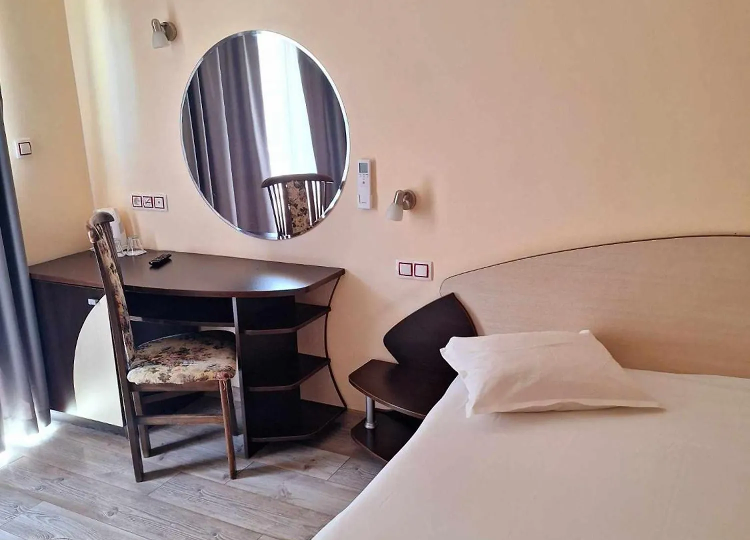 Palma Hotell Burgas 2*,